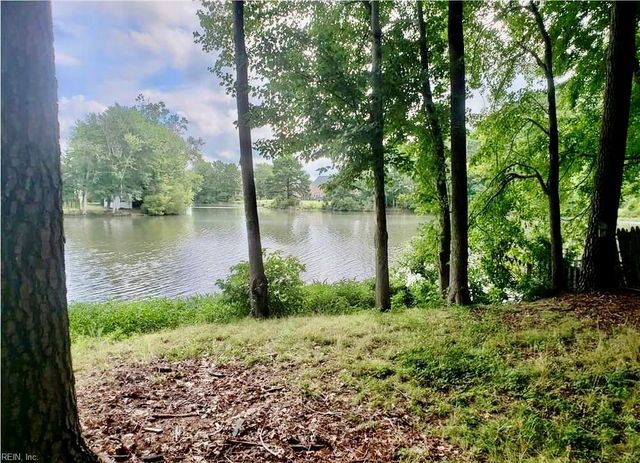 297 Burnetts WAY, Suffolk, VA 23434