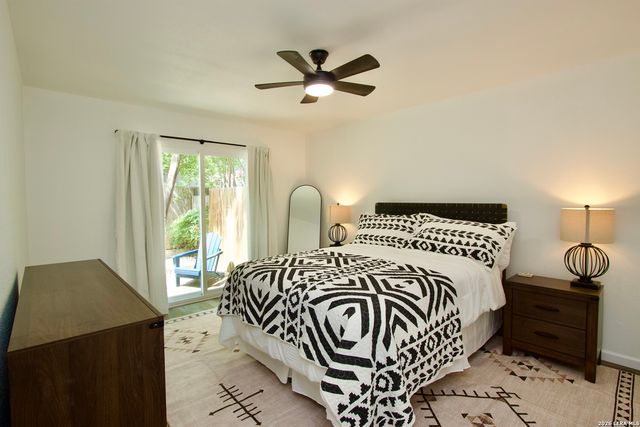 1045 Shook Ave Apt 120, San Antonio, TX 78212