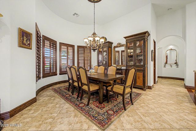 9817 E WINTER SUN Drive, Scottsdale, AZ 85262