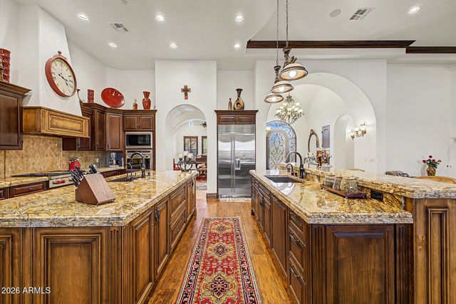 9817 E WINTER SUN Drive, Scottsdale, AZ 85262