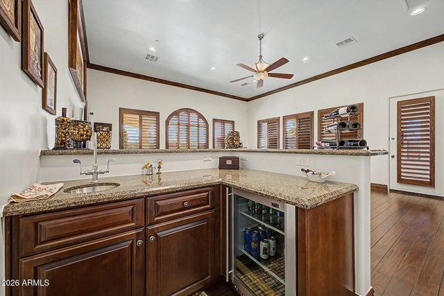 9817 E WINTER SUN Drive, Scottsdale, AZ 85262