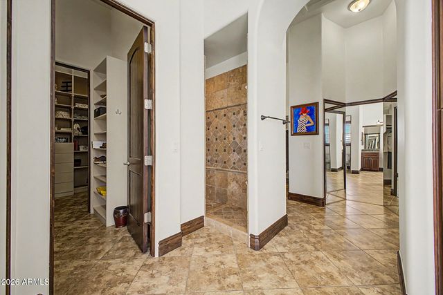 9817 E WINTER SUN Drive, Scottsdale, AZ 85262