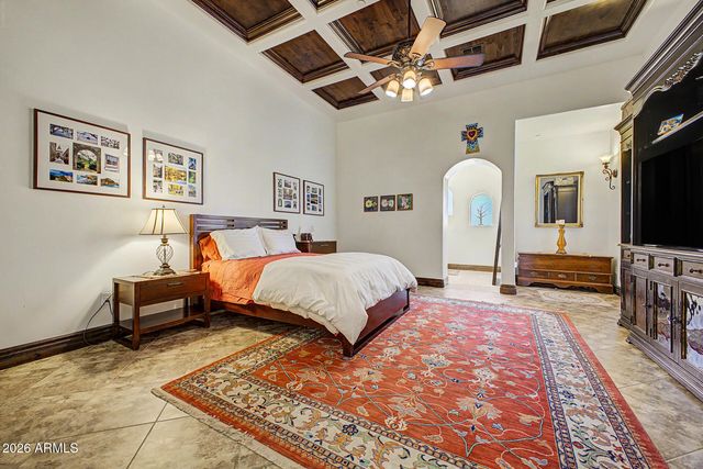 9817 E WINTER SUN Drive, Scottsdale, AZ 85262