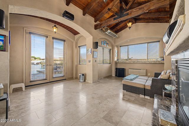 9817 E WINTER SUN Drive, Scottsdale, AZ 85262