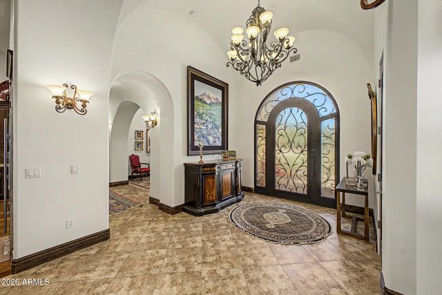 9817 E WINTER SUN Drive, Scottsdale, AZ 85262