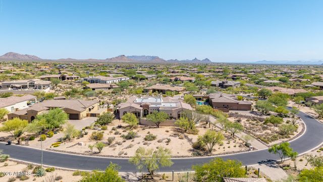 9817 E WINTER SUN Drive, Scottsdale, AZ 85262