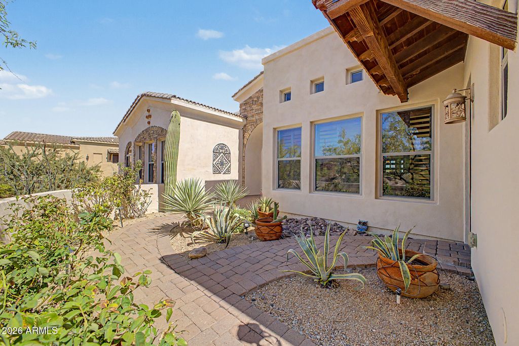 9817 E WINTER SUN Drive, Scottsdale, AZ 85262 — photo 5