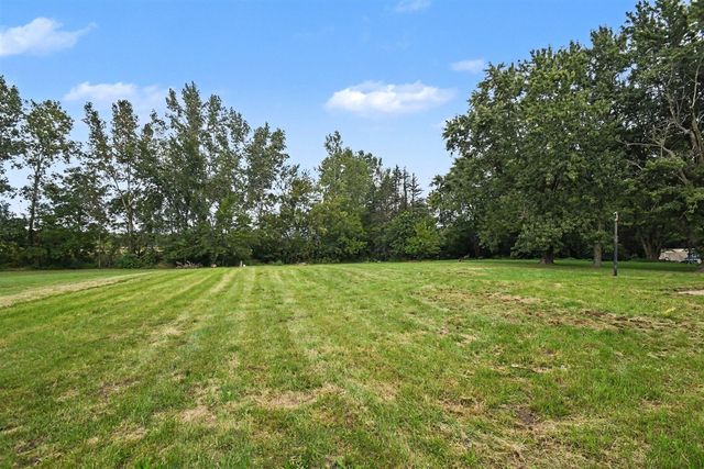 2375 W Us Highway 12, Niles, MI 49120