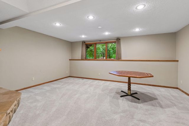 18363 Jasper Path, Lakeville, MN 55044