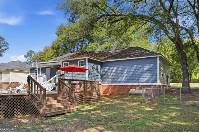 209 Long Pine Drive, Leesburg, GA 31763