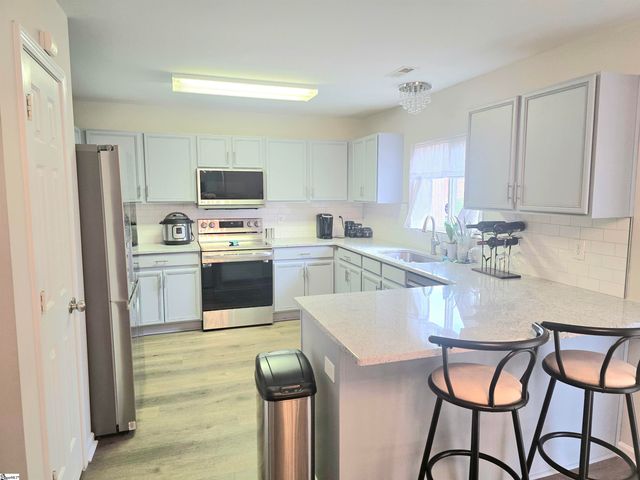 610 Branch View Drive, Boiling Springs, SC 29316