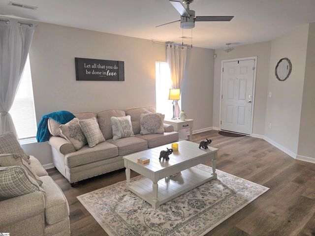 610 Branch View Drive, Boiling Springs, SC 29316