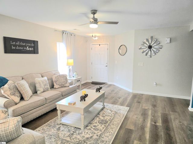 610 Branch View Drive, Boiling Springs, SC 29316