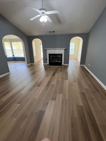 3769 Stagecoach Pass, Ellenwood, GA 30294