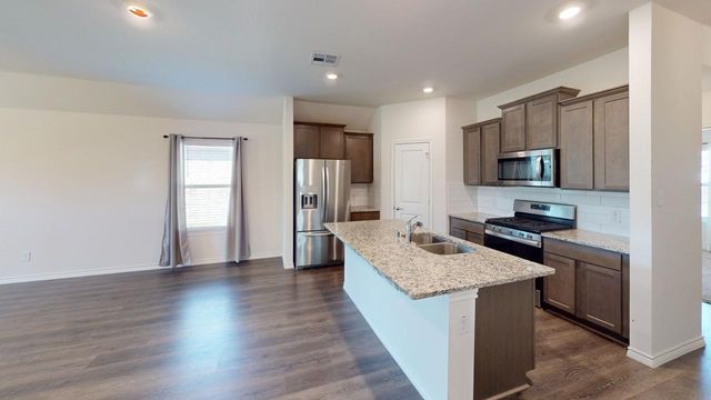 413 Smokey Trail, Princeton, TX 75407