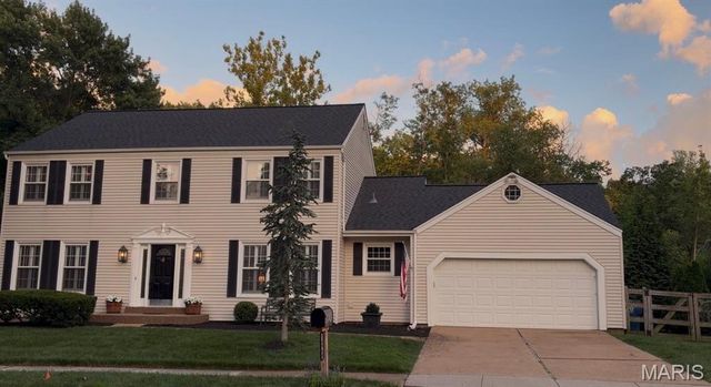 14960 Country Ridge Drive, Chesterfield, MO 63017