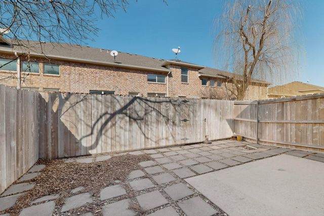 10276 Darkwood Drive, Frisco, TX 75035