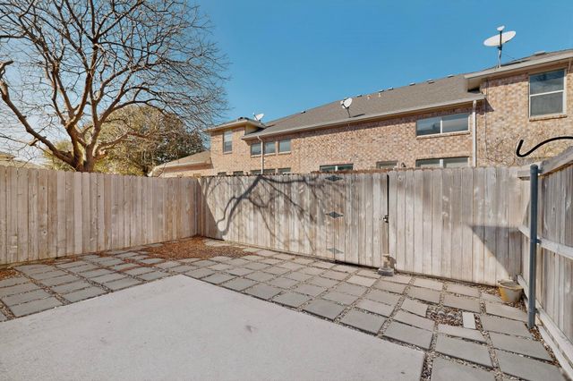 10276 Darkwood Drive, Frisco, TX 75035