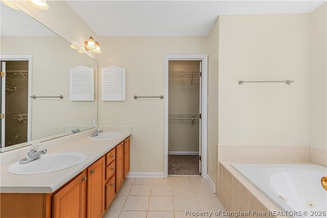 814 Larkspur Drive, Fayetteville, NC 28311