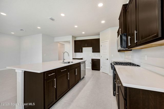 2792 Burnham Lane, Melbourne, FL 32940