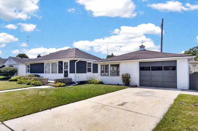 7836 24th AVENUE, Kenosha, WI 53143