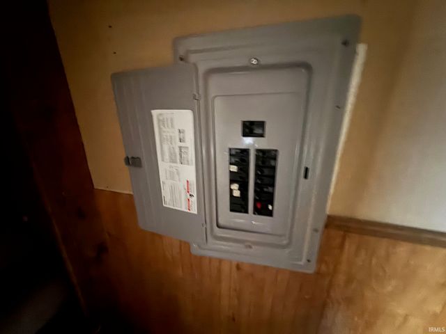 428 N Lincoln Street, Oakland City, IN 47660