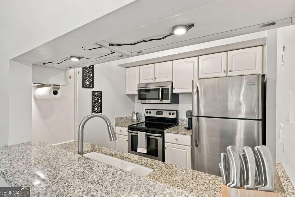 1 Biscayne Drive NW 609, Atlanta, GA 30309 — photo 5