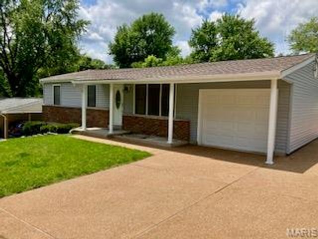 2301 ARKANSAS Drive, High Ridge, MO 63049