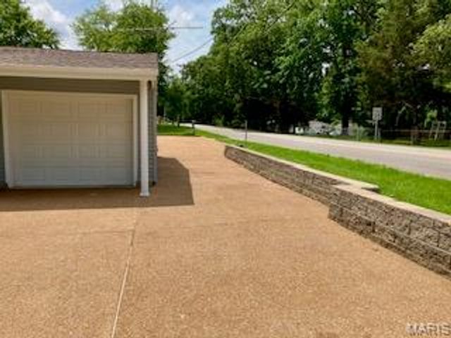 2301 ARKANSAS Drive, High Ridge, MO 63049