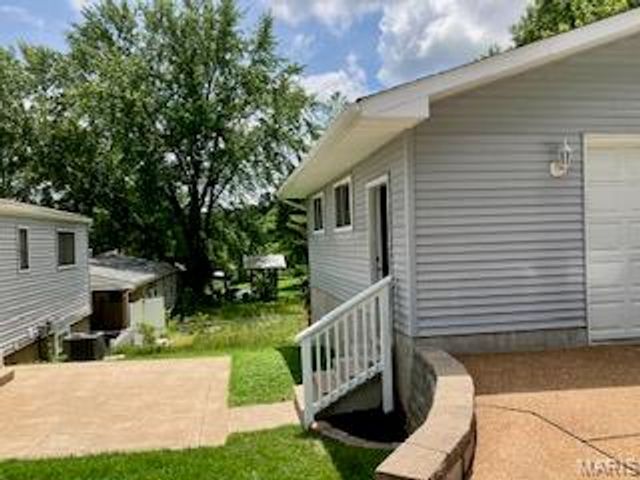 2301 ARKANSAS Drive, High Ridge, MO 63049