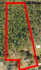 2425 Hardy Parker Road, Moss Point, MS 39562