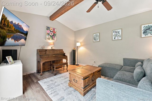 13162 Beresford Drive, Sterling Heights, MI 48313