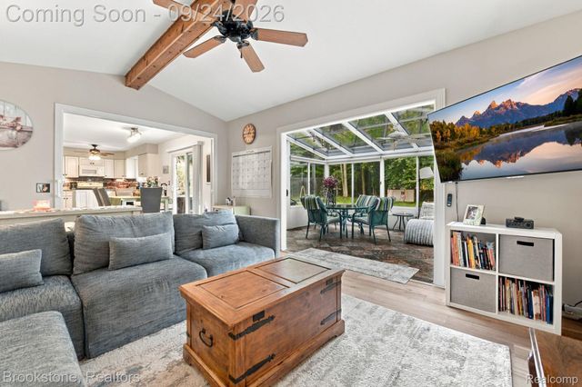 13162 Beresford Drive, Sterling Heights, MI 48313