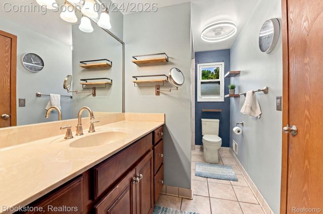 13162 Beresford Drive, Sterling Heights, MI 48313
