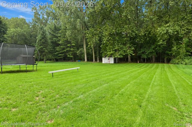 13162 Beresford Drive, Sterling Heights, MI 48313