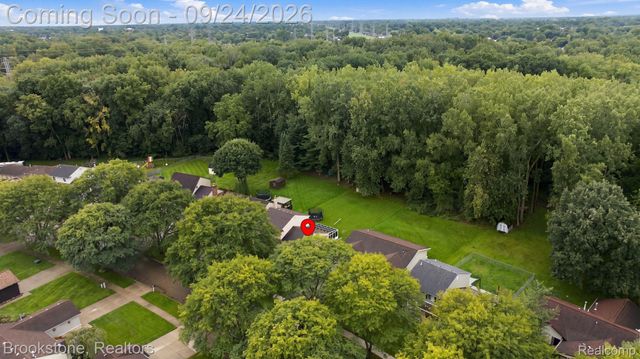 13162 Beresford Drive, Sterling Heights, MI 48313