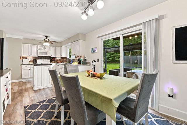 13162 Beresford Drive, Sterling Heights, MI 48313