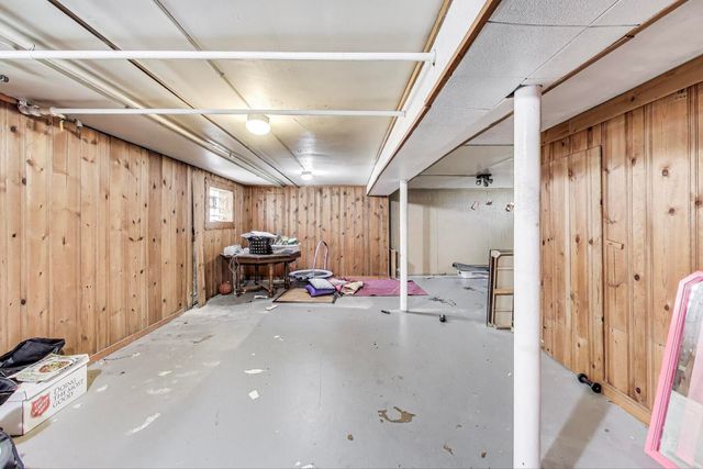 2253 W 110th Place, Chicago, IL 60643