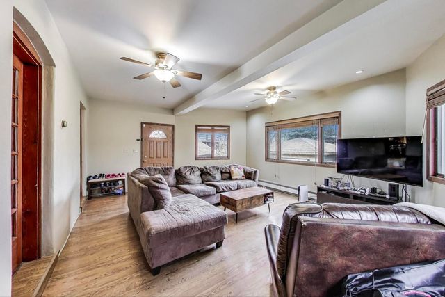 2253 W 110th Place, Chicago, IL 60643