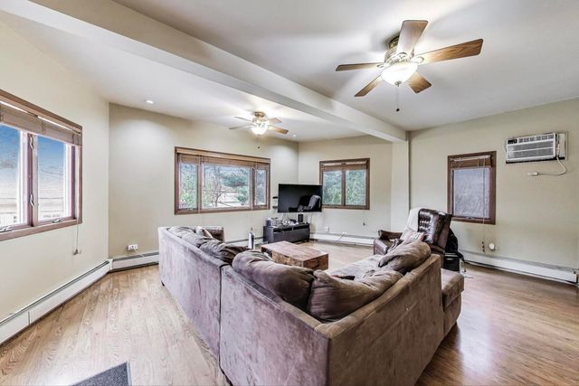 2253 W 110th Place, Chicago, IL 60643