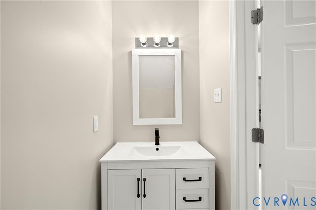 4505 Redbank Rd, Sandston, VA 23075