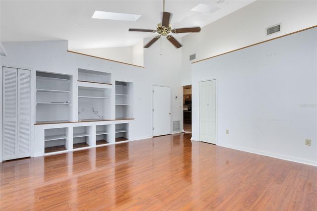 201 E MURIEL STREET, Orlando, FL 32806