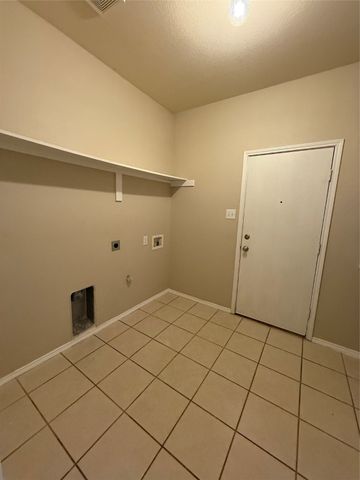 406 Fisherman Trail, Melissa, TX 75454