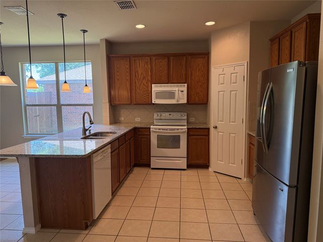 406 Fisherman Trail, Melissa, TX 75454
