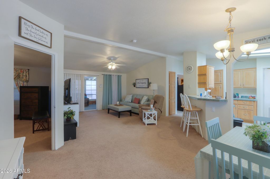 155 E Rodeo Road 14, Casa Grande, AZ 85122 — photo 2