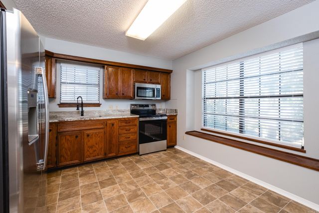 78 Laver Circle, Little Rock, AR 72210