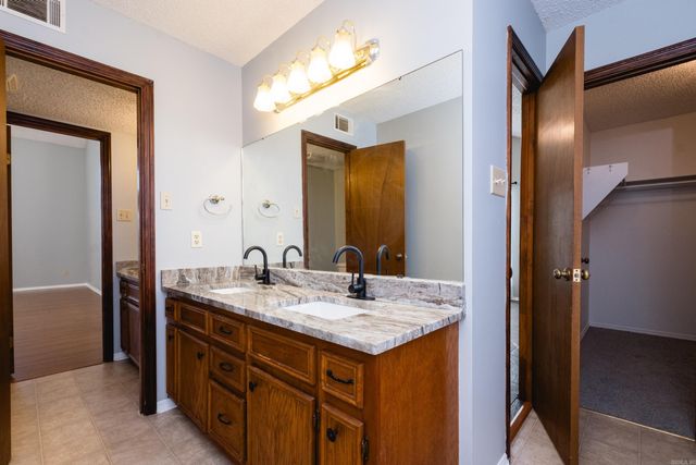 78 Laver Circle, Little Rock, AR 72210