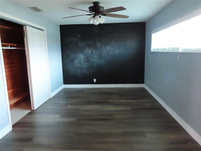 5702 JACARANDA AVENUE, Lakeland, FL 33809