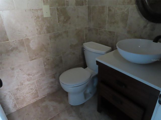 5702 JACARANDA AVENUE, Lakeland, FL 33809