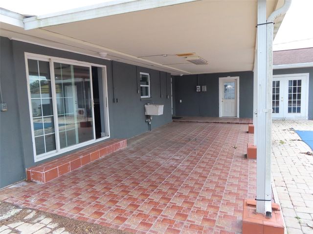 5702 JACARANDA AVENUE, Lakeland, FL 33809